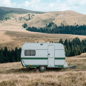 'Breaking Bad' Turning a Caravan into a Grow Lab 