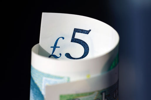 Are You Eligible For A Free £5 Amazon Bonus?