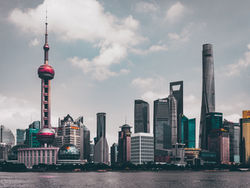 習国家主席がモンゴル首相と会談、中国企業のモンゴル投資を促進