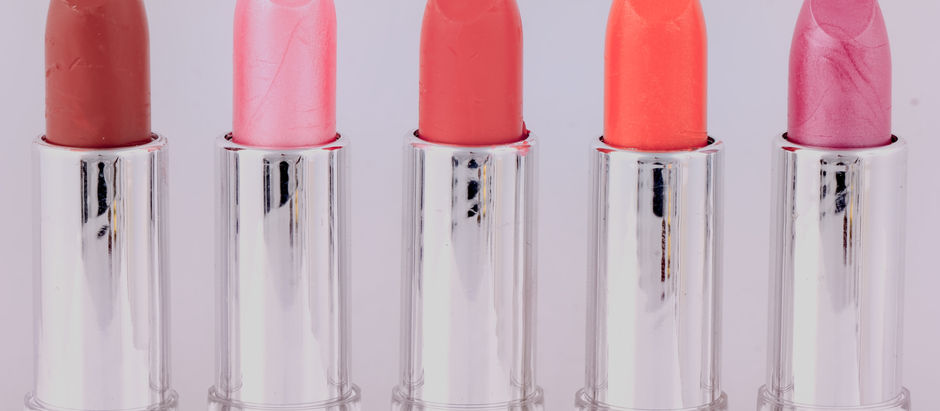 Poetry with audio | A Confession About Lipstick (Or 'Being Human with a Sense of Freedom')