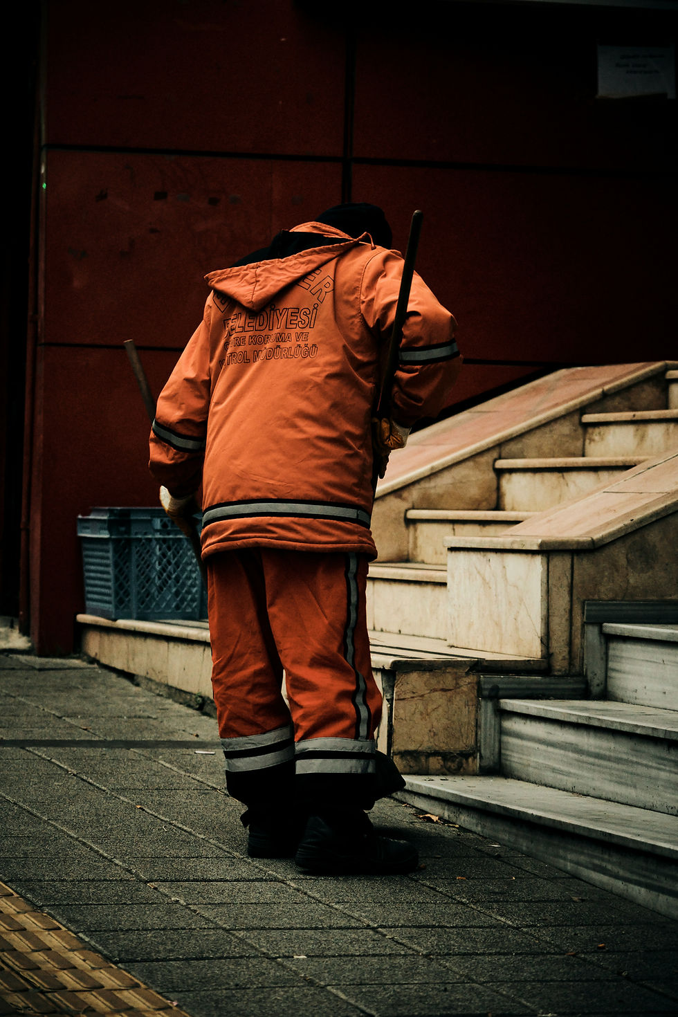 İzmir İşçi Takımları Üretimi – Dayanıklı, Ergonomik ve Kurumsal İş Kıyafeti Çözümleri