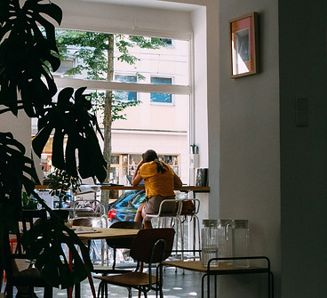 Image by Wyron A