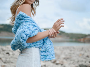 How to Wear Aquamarine Jewelry: Metal Choice, Styling Tips, and Gemstone Healing Synergy