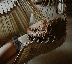 Image by Kinga Cichewicz