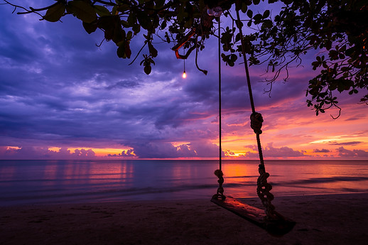 Buy your own holiday home on Koh Samui and see the sunsets every night - simply magnificent