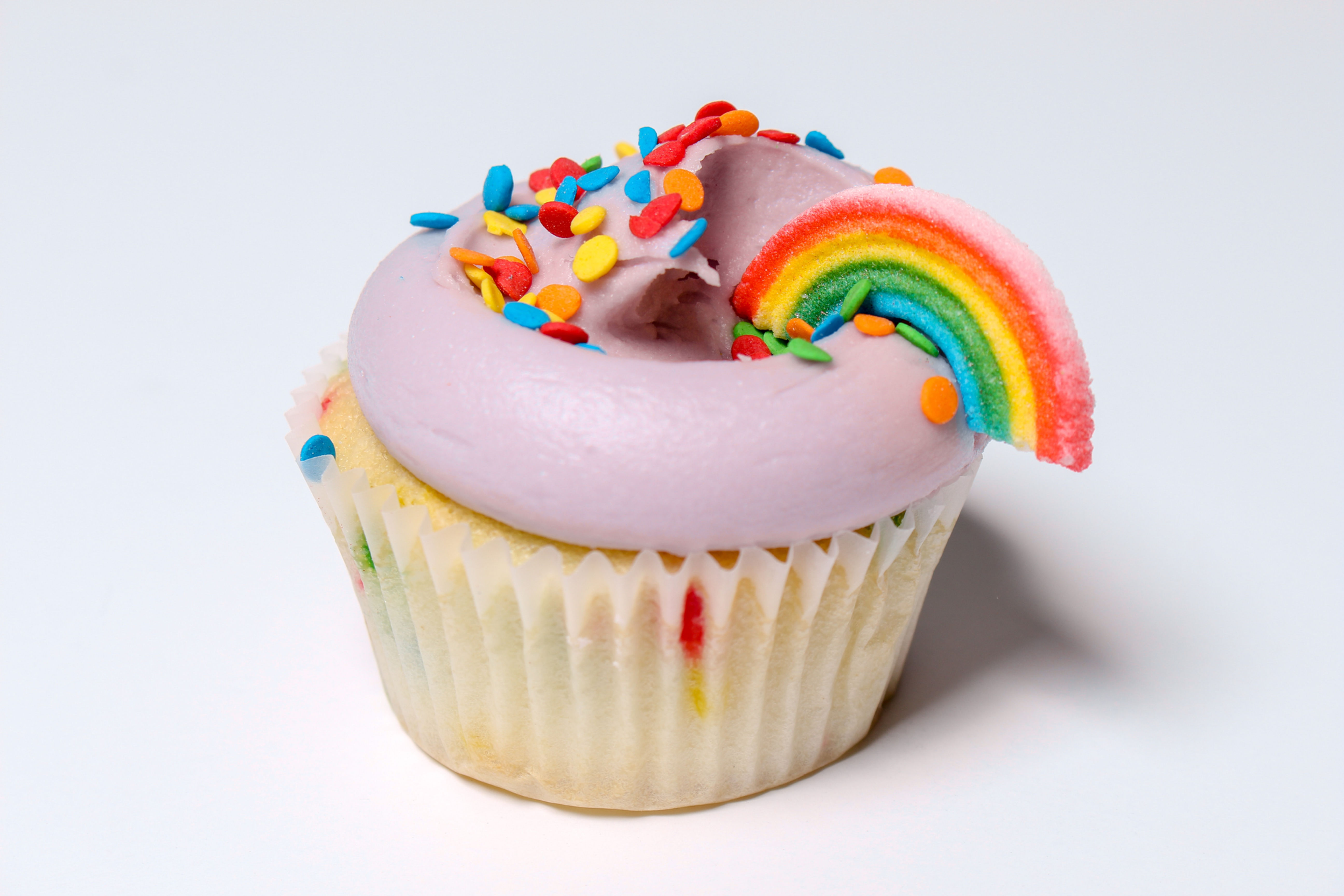 Rainbow cupcakes