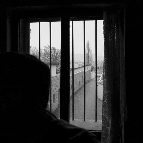 Droit de plainte du détenu en Belgique — procédure devant la commission des plaintes, appel et recours