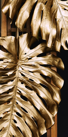 Gold leaves by Tevei Renvoyéd