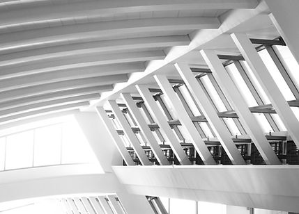 An airport Terminal. We provide bespoke aviation leasing advice. Image by Daniele Levis Pelusi