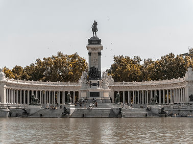 Image by Javier Martinez