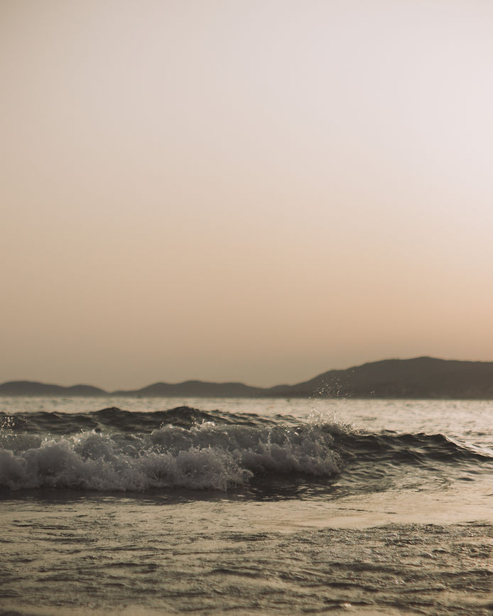 Image by Tom Radetzki