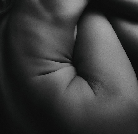 Image by Alexander Krivitskiy