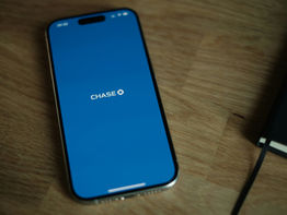 JPMorgan Report Shows U.S. Businesses Bearing Brunt of Tariffs