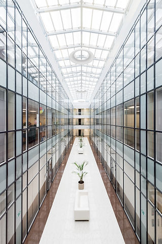 Modern glass window foyer respresenting the high quality website design we promise across Canada