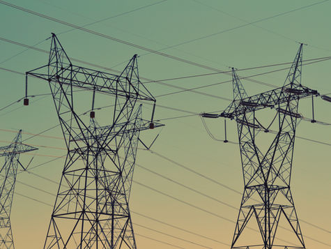 Buying solar panels vs PPA: which makes more sense for your business?