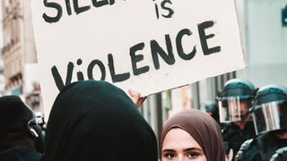 Razotkrivanje neispravnosti vehabističkog stava o udaranju žena u Islamu