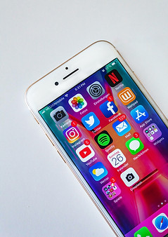 Image by Sara Kurfeß