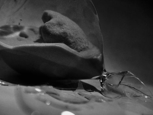 Sevgilerde - Behçet Necatigil