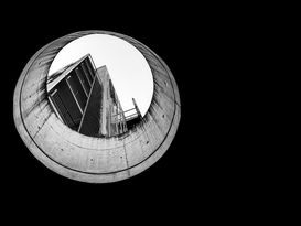 Point de vue ou l’écho de l’égo clos.
