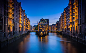Hamburg bei Nacht