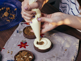 Troubleshooting cake faults: Tips for perfect cakes