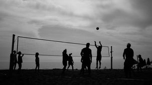 Scalea, l'appello di giovani studenti per un campo da volley