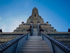 How to Visit Buddhist Temples in Sri Lanka: A Guide to Doing It Right