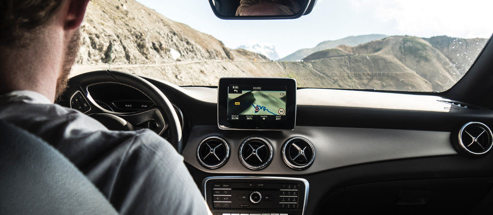 Top 5 Sat Navs For Campervans, Motorhomes & Caravans.
