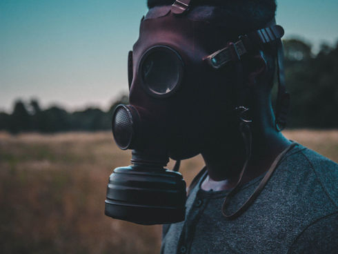 The Red Flags: Recognizing the Common Traits of Toxic People