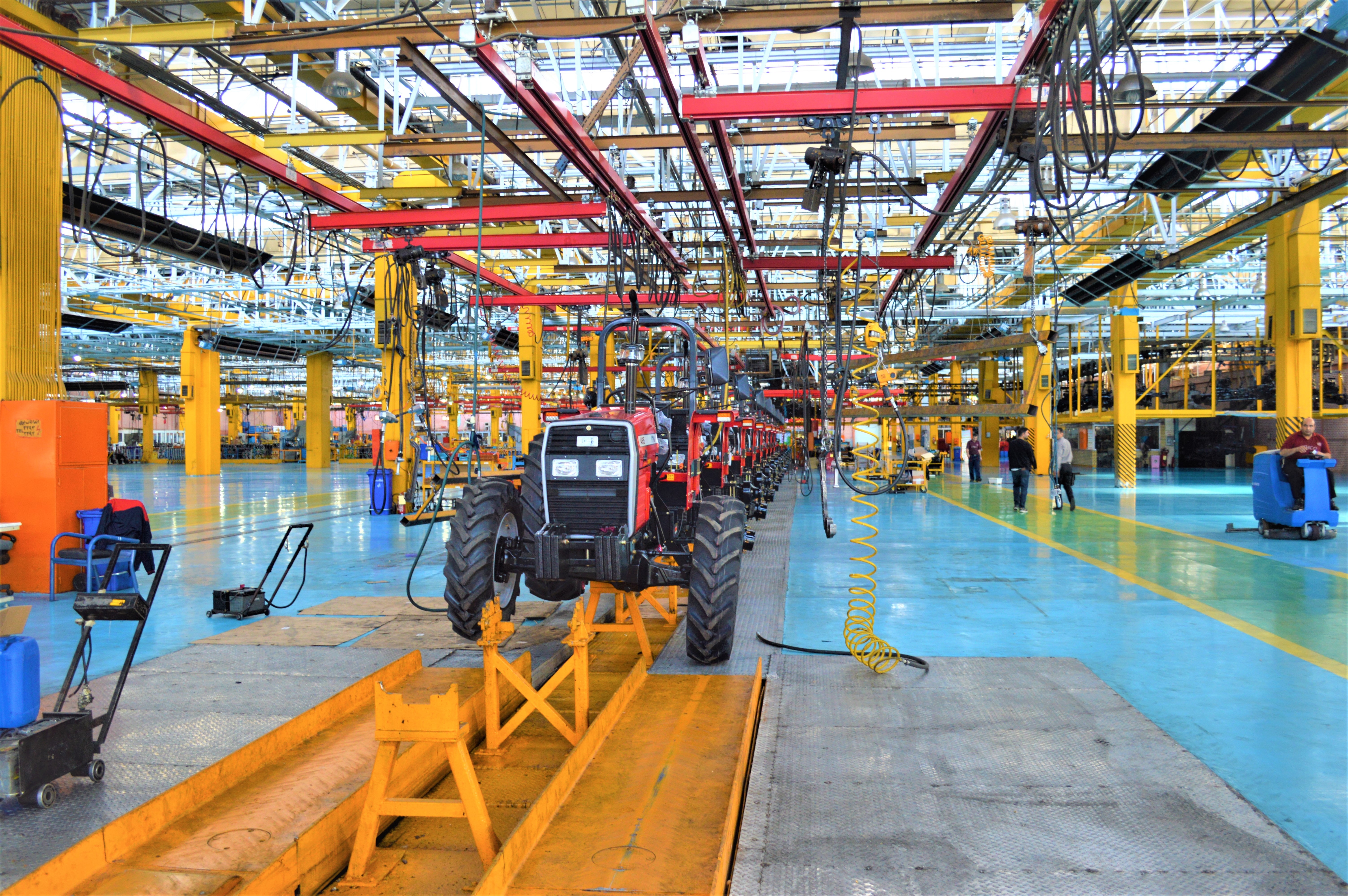 Industria automotriz mexicana desacelera 0.31% en nueve meses por tensiones comerciales