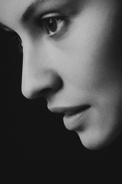 Image by Alexander Krivitskiy