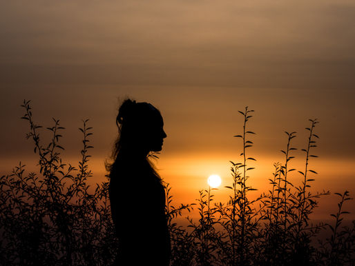 Why I Don't Want To Be 'That Girl' In 2022- I Want To Be Happy Instead.
