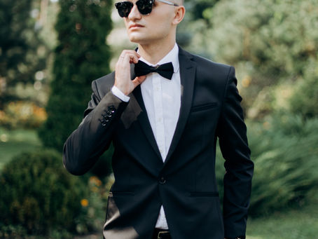 Choosing Between Custom and Rental Tuxedos
