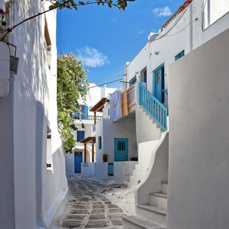 city street in Mykonos