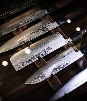 5 Japanese knives in a row