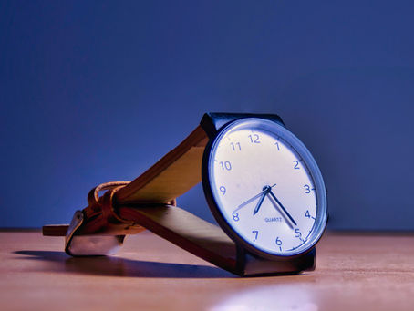 绿卡RENEW要等多久?最新审理时间线与延误应对策略详解