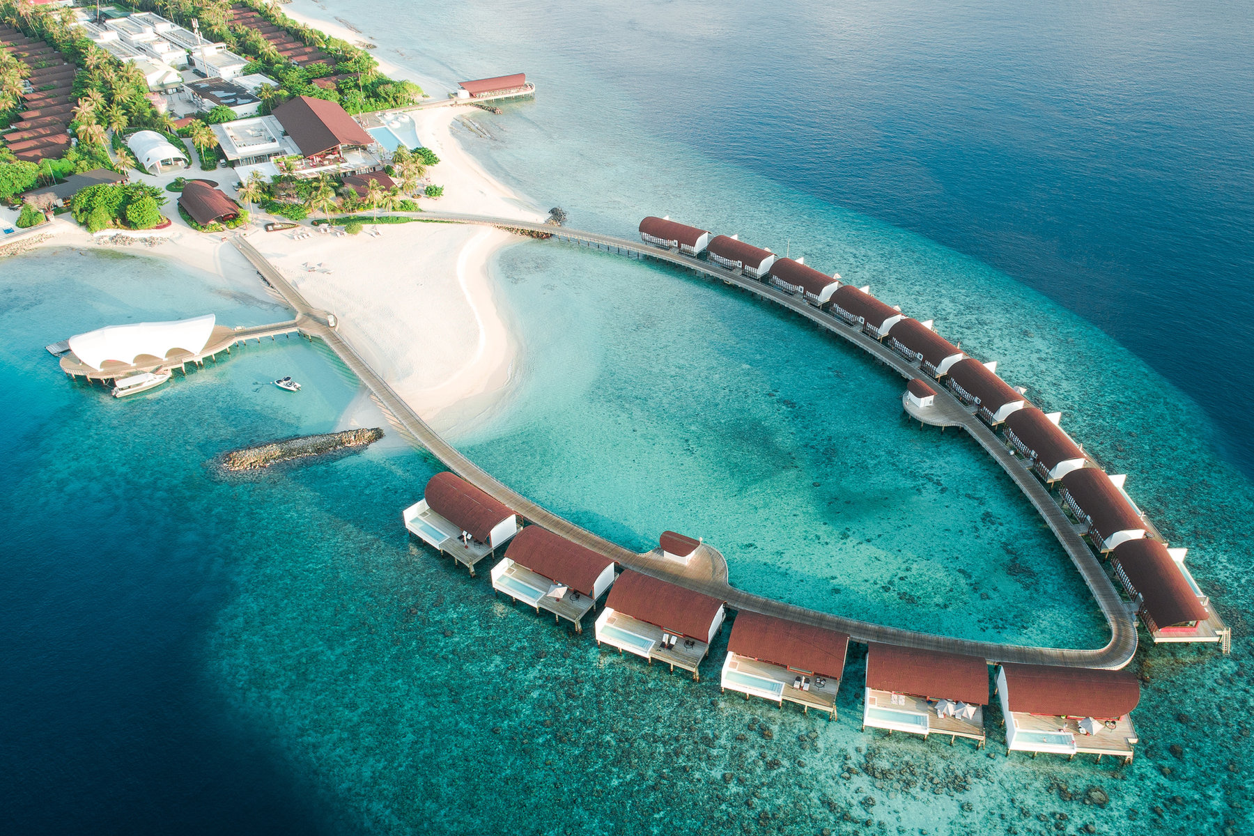The green list travel destinations with the most five-star hotel availability