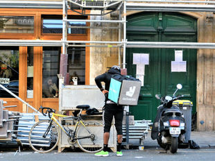 Deliveroo's IPO: a long road ahead