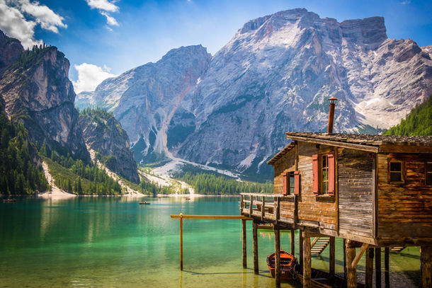 Lago di Braies italy