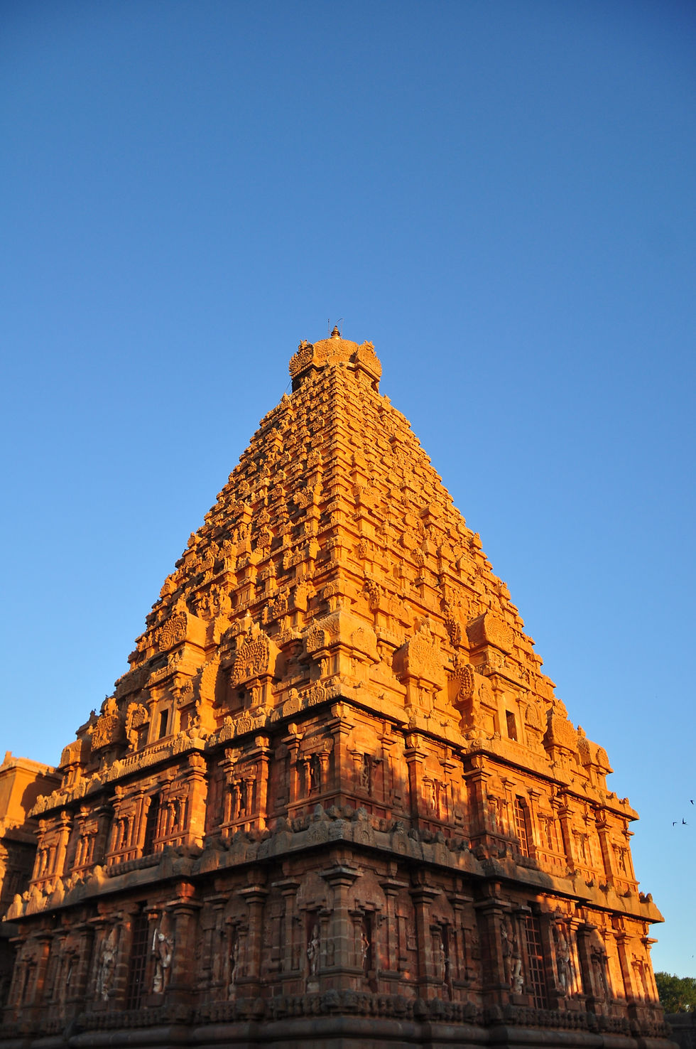Brihadeeswarar Temple, Thanjavur, Travel Key India