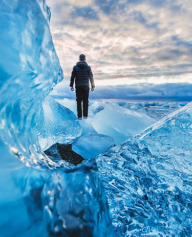 Image by Joshua Earle