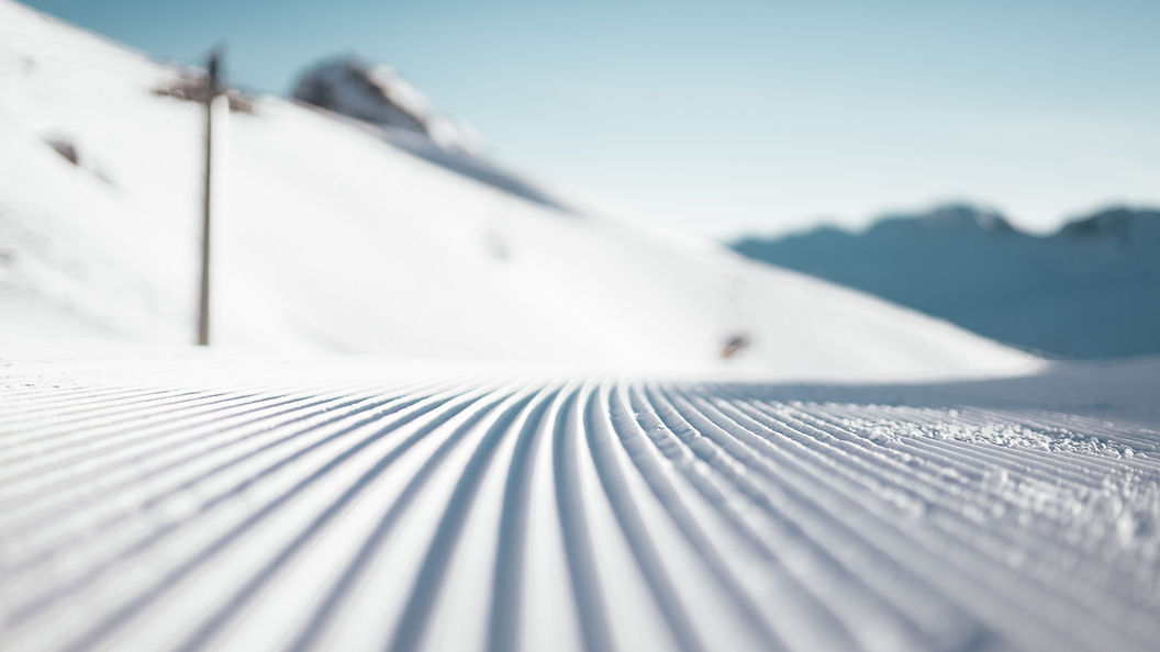 Image by Valentin Kremer