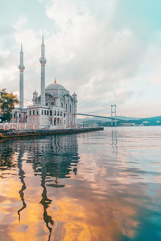 Image by Meriç Dağlı