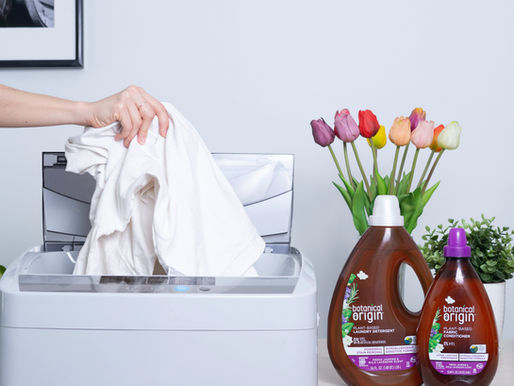 Sparkle and Shine: The Whimsical Guide to Keeping Your Whites Bright – A Playful Adventure in Cleaning Magic!