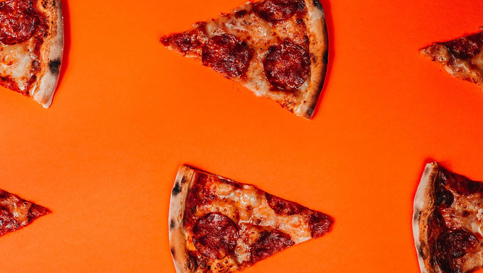 Deck the Hall: Pizza and Movie Night