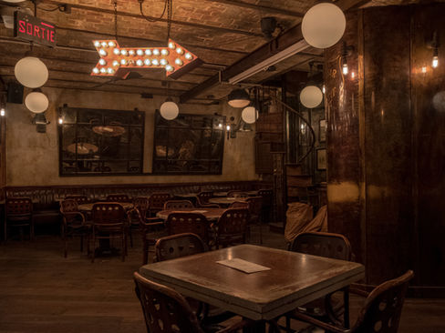 Eurydice at the Medianoche Saloon