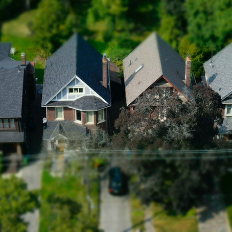 Single Family, 2-4 Unit Multifamily, or 5+ Unit Multifamily? Explore the Benefits of Each Here!