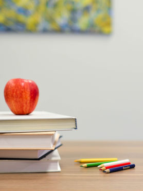 Confidence at Work: Are You Confusing a Team Meeting with a School Classroom?
