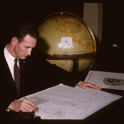 Como Diplomatas Aprendem Idiomas com Mais Rapidez: Técnicas e Lições Aplicáveis