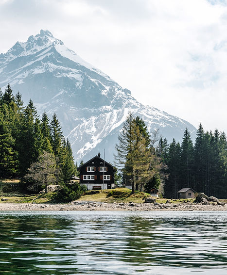 Ulkomaille muutto verotus Sveitsi Viro Holdingyhtiö